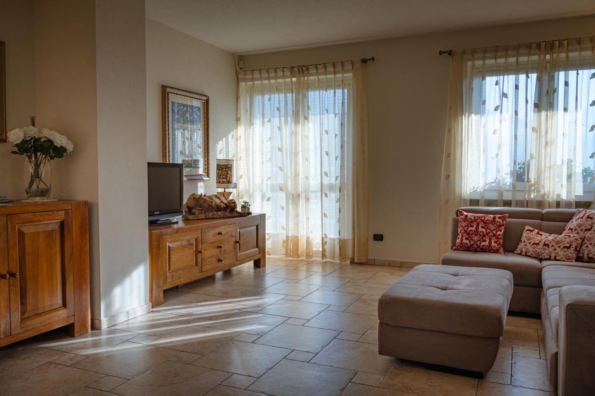 Villa Mara - Aosta - 200 Mq - Wifi - Jacuzzi - Parcheggio - Giardino Exterior foto